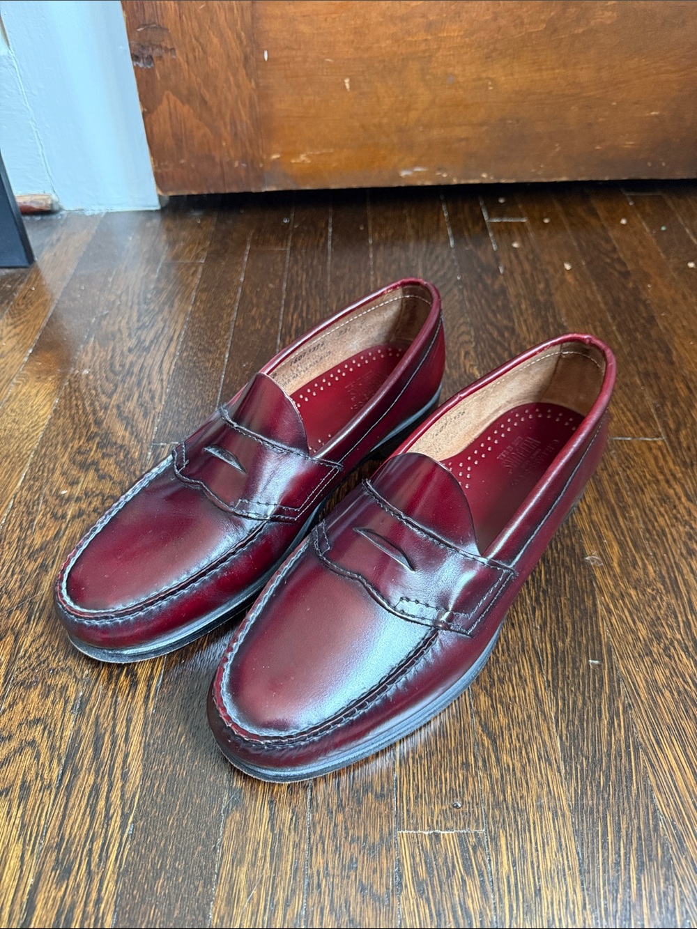 G.H. Bass & Co Men's Burgundy Leather Penny Loafers - 10.5 D